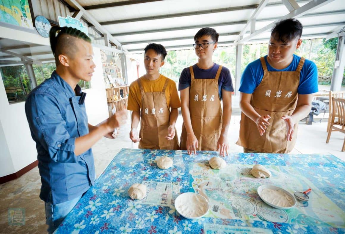 【苗栗三義】親子手作體驗活動～貝岩居農場DIY窯烤麵包